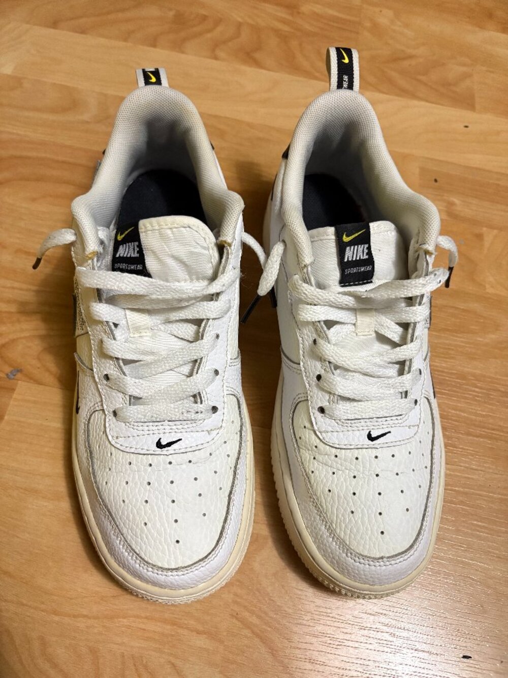 Nike Air Force 1 LV8 Utility